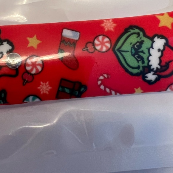 Christmas Grinch silicone adjustable Apple Watch band red green 38/40/41mm NWT - Picture 9 of 12